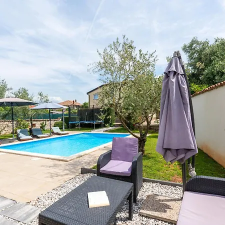 Casa Eden Tar-Vabriga